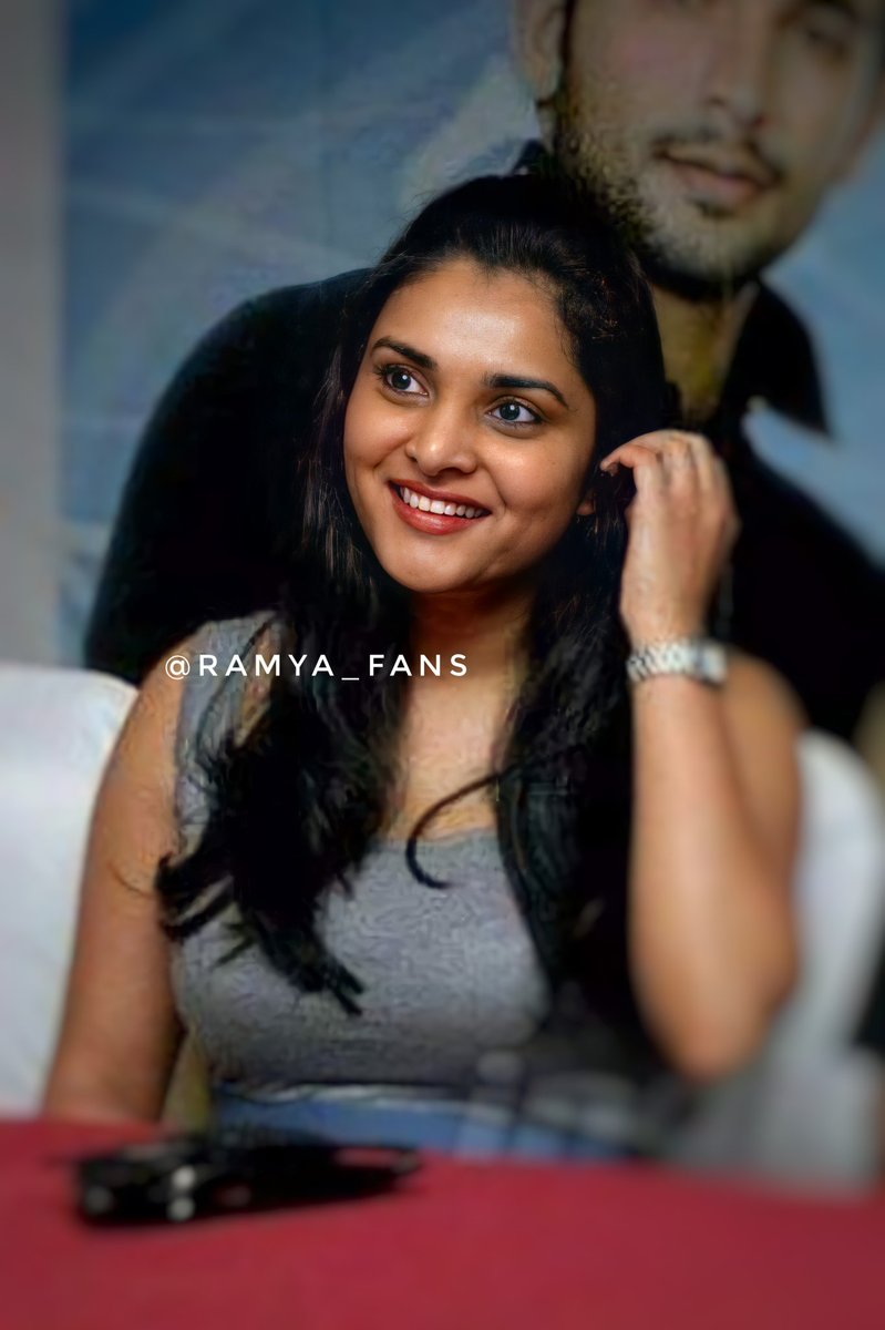 fans_ramya's tweet photo. ಸ್ಯಾಂಡಲ್ ವುಡ್ ಕ್ವೀನ್ ರಮ್ಯಾ 
@divyaspandana
 #Sandalwoodqueen #sandalwoodpadmavati #sandalwoodqueenramya  #kannadthi #nimmaramya 
 #divyaspandana #padmavati #luckystar_ramya  #mohakataareramya #goldengirl_ramya #ramya #ramya_fans https://t.co/cnSu7SsvIL