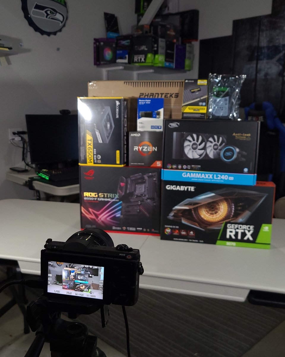 StreamlinePCcom's tweet photo. Let's get this 3070 build goin! 

#asus #asusrog #rogstrix #republicofgamers #ryzen #amd #gigabyte #nvidia #nvidiageforce #corsair #deepcool #phanteks #pcbuilders #pcbuild #pcgamers https://t.co/r3hJx7Fy0Z