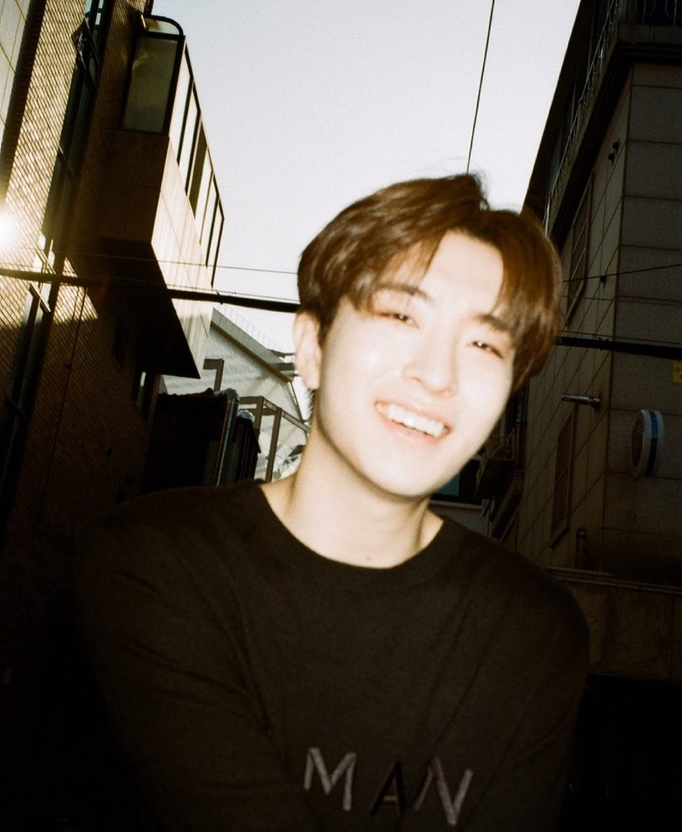 youngjae pics tweet media