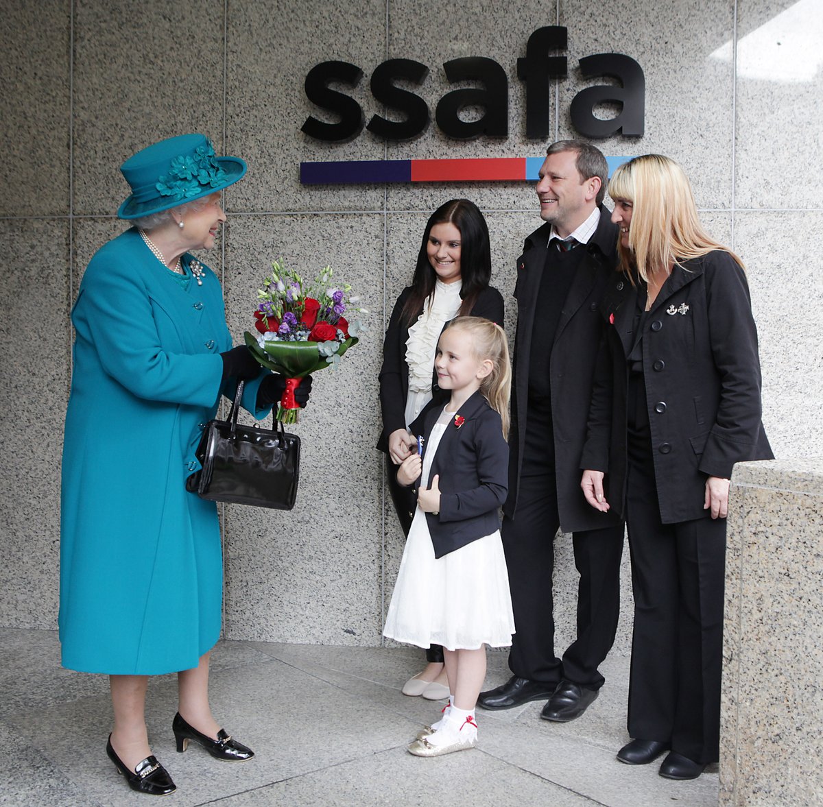 On behalf of everyone at <a href="/SSAFA/">SSAFA</a>, we send 95th birthday wishes today to our Patron, Her Majesty the Queen. #GodSaveTheQueen

Her Majesty is pictured in 2013, receiving a posy from 6-year-old Harley Inns, whose brother, Rifleman Martin Kinggett, was killed in Afghanistan in 2010.