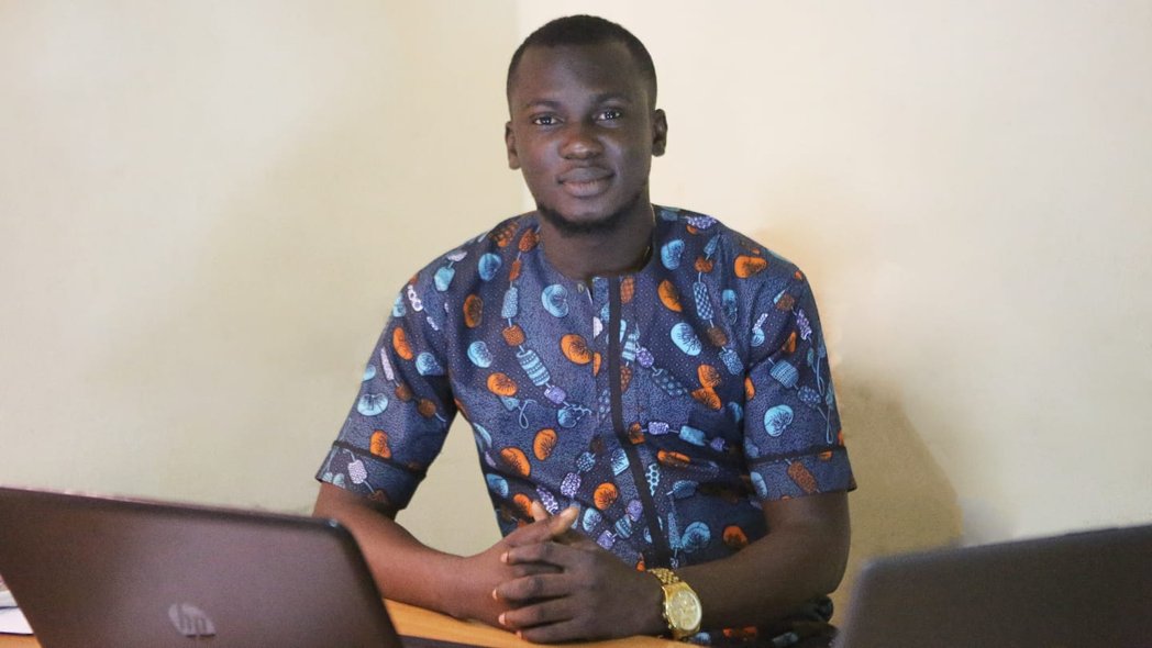 - Lost my job
- Lost my side gigs
- My working tools still in custody

The DSS is really frustrating me so I don't have the financial capacity to pursue my case.

All I have left is my voice and yours!

Pls lend me your voice in solidarity for my freedom 🙏🙏🙏
#FreeImoleAyo