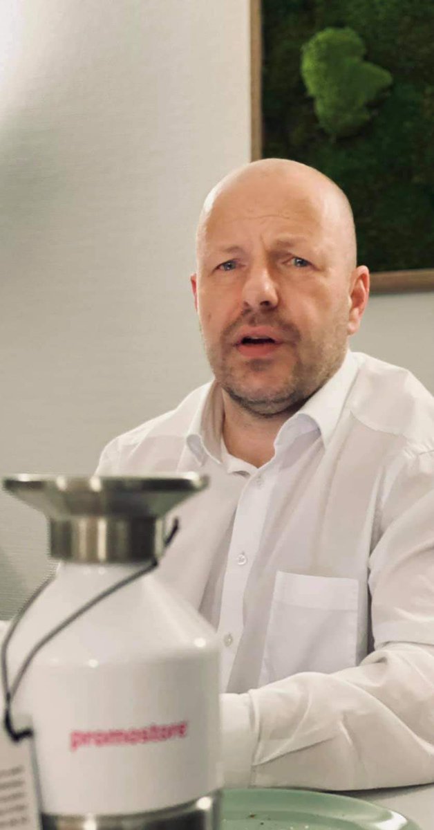 Zeit zum Durchstarten 

Meine lieben ETB-Fans und Vereinsmitglieder, als Marketing Agent des ETB möchte ich einmal meinen aktuellen Eindruck an Euch weitergeben.

#ETB | #Oberliga | #Uhlenkrug 

facebook.com/76726356331618…