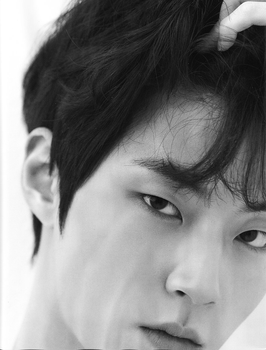 do7398's tweet photo. #마리끌레르 5월호 #황인엽 스캔본 #ファンイニョプ #HwangInYoup #MarieClaire https://t.co/ZWANa7xFv1
