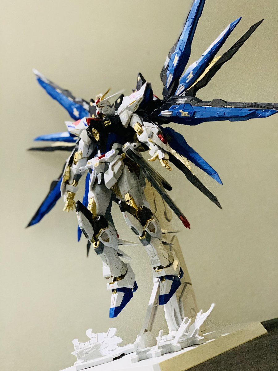 selewiii's tweet photo. #gundam #strikefreedom https://t.co/19G3YI22XF