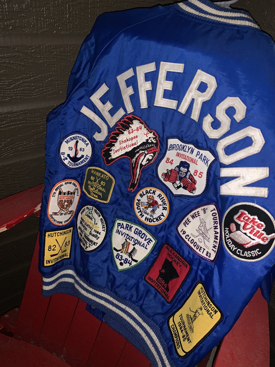 brendanloughrey's tweet image. #CoachRyan #GoJags Sticks out and Jags Jackets out for Mike Ryan, you’ve got decades of support #bloomingtonstrong