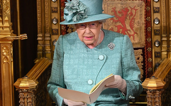 Sombre mood as grieving Queen Elizabeth II turns 95