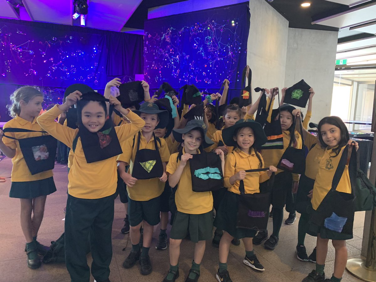 KENSINGTONPS's tweet photo. Year 2 loved being part of the Creative Leadership in Learning program @SydOperaHouse. We sewed as part of #AdornedParamatta  collective project: AwakeningEvenfall #SOHLearning https://t.co/EiaDrrrvyk