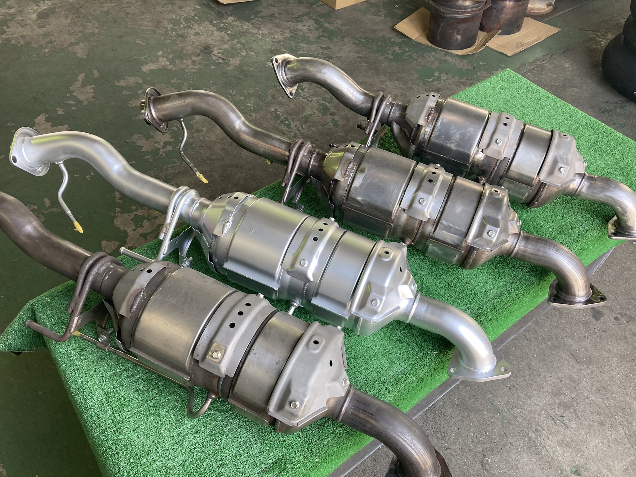 トヨタハイエースDPR触媒