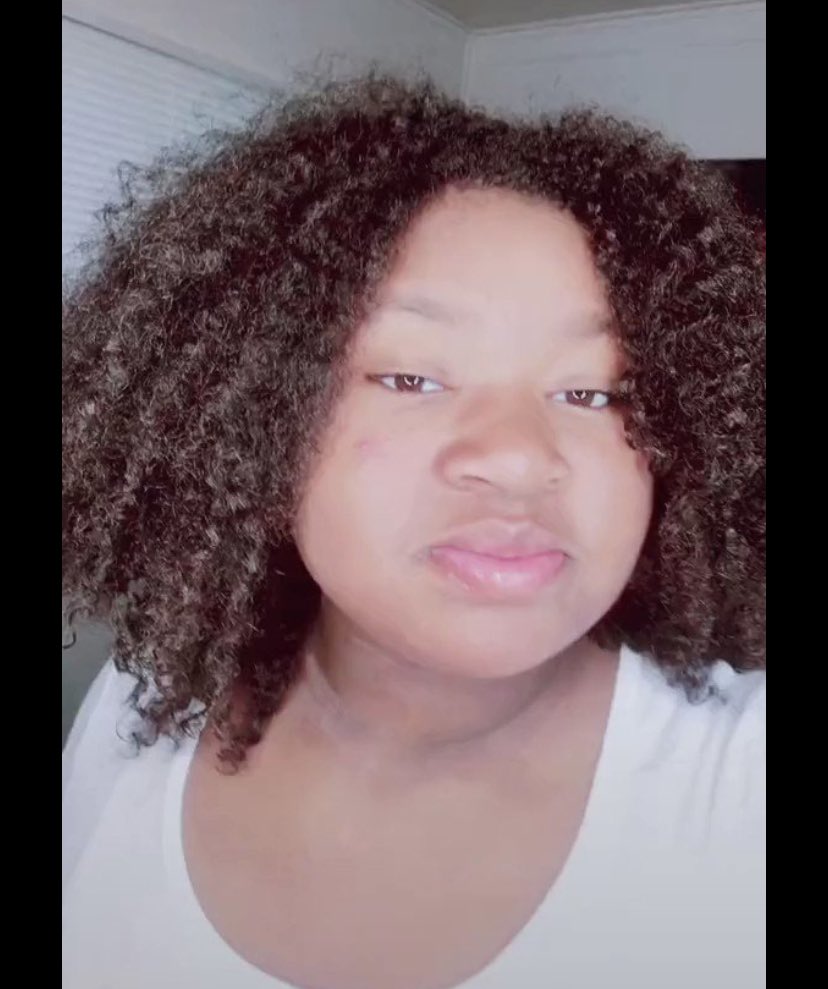 #makhiabryant was a 16 yr old girl who should have had a chance to grow & flourish. The enduring trauma being inflicted on Black families is profoundly evil and rooted in white supremacist repression. CPD is tyrannical & this system cannot simply be reformed.  #BlackLivesMatter  