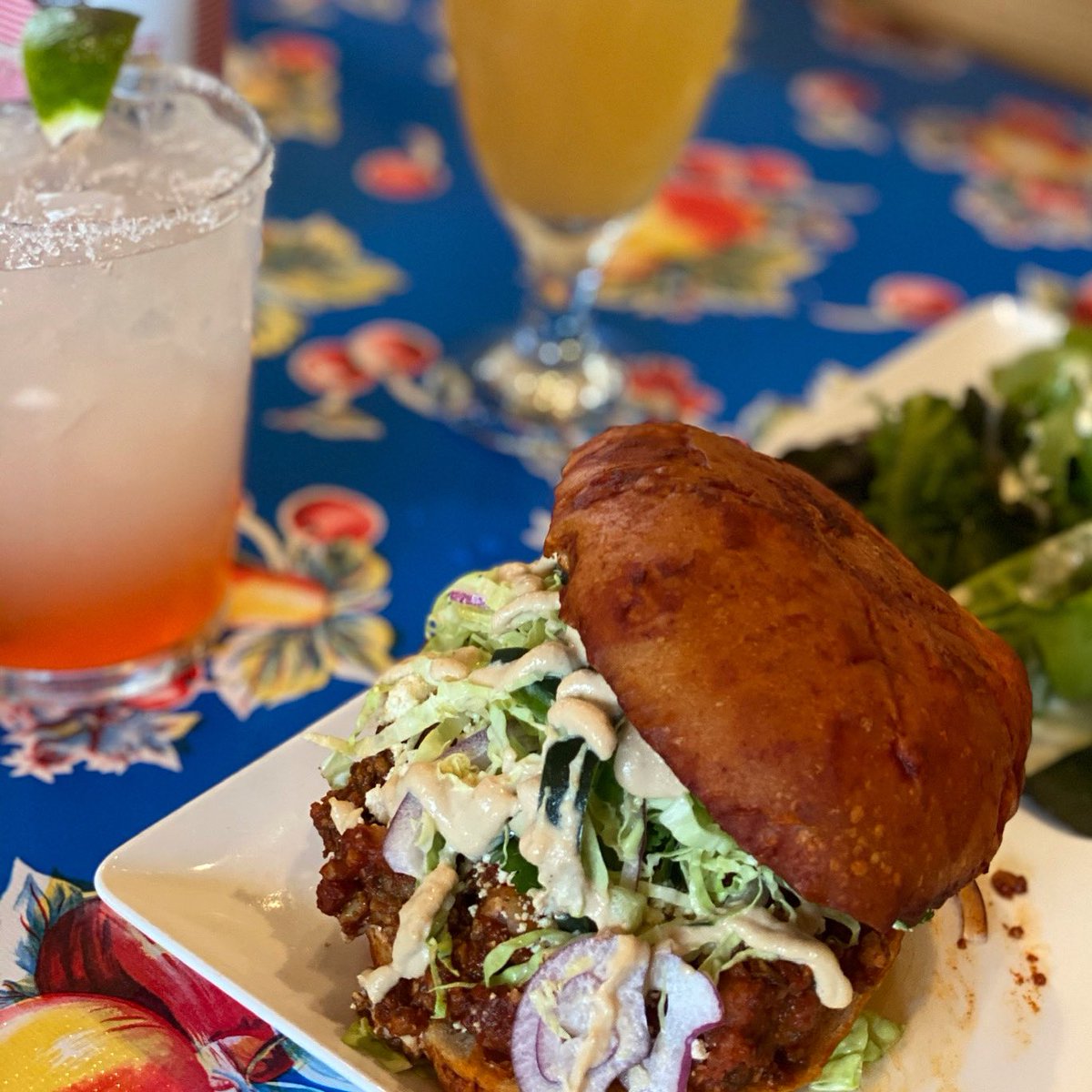 ⚡️BREAKING ⚡️ Our vegan Pambazo plays well with all of our cocktails AND can now be had until 10pm Wed-Sat! 

Cheers to staying open a littler later &amp; these cocktail vibes 🍹 

#pambazo #jacktardurham #durhameats #durhamfoodie #bullcityeats #bullcity 📸 @jnkpublicrelations