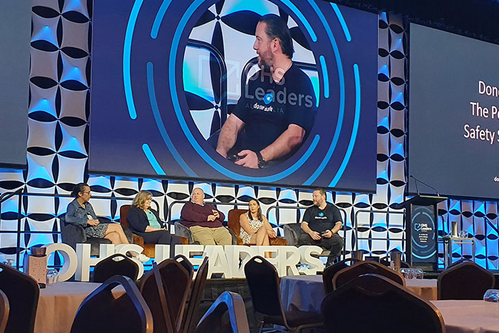 _FocusNetwork's tweet photo. Screeshot of our panel, presented by @Donesafe at our 9th Annual OHS Leaders Australia Summit 2021.
#FocusNetwork #ohs #summits #healthandsafety #ohsleaders #safety #wellbeing #wellness #mentalhealth #safetyfirst
https://t.co/AD9nkXn1kY https://t.co/9ee5hEuCgV