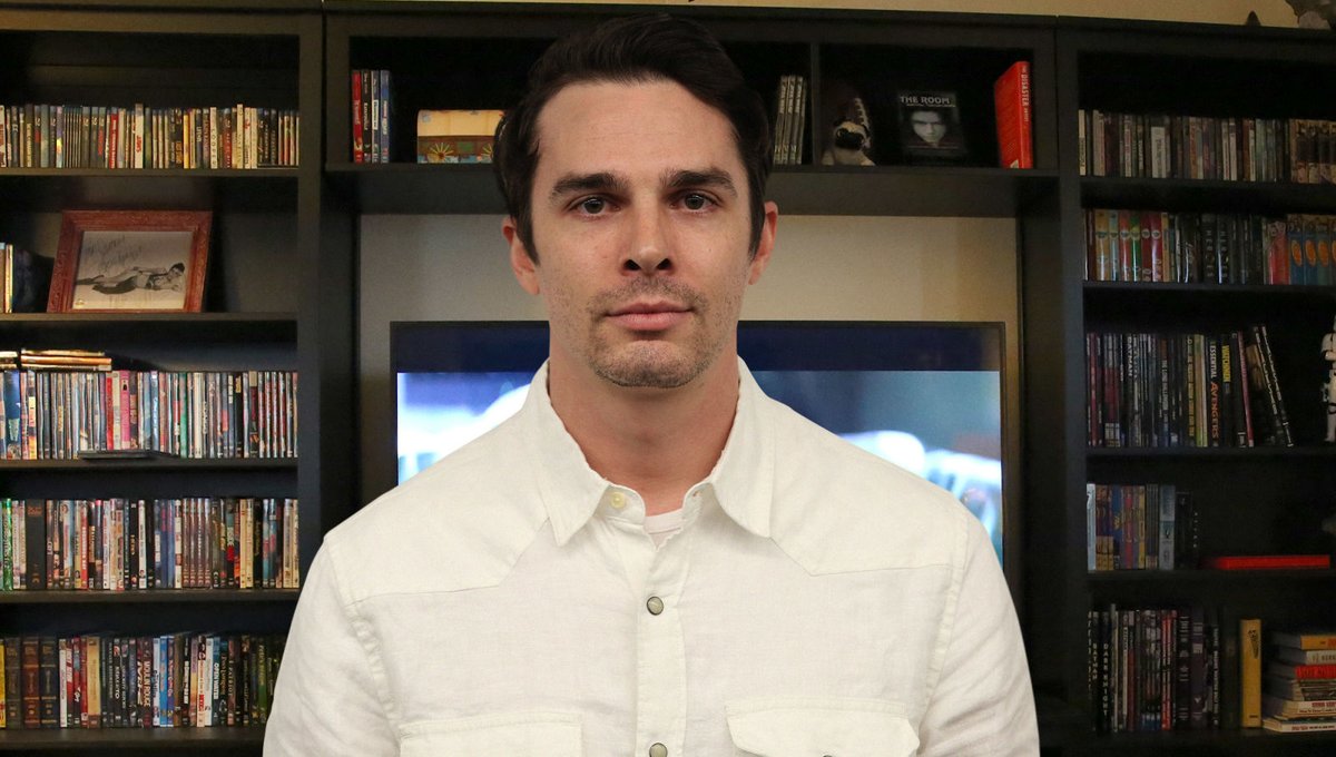 Man Prefers Comic Books That Don’t Insert Politics Into Stories About Government-Engineered Agents Of War bit.ly/3au1X2V