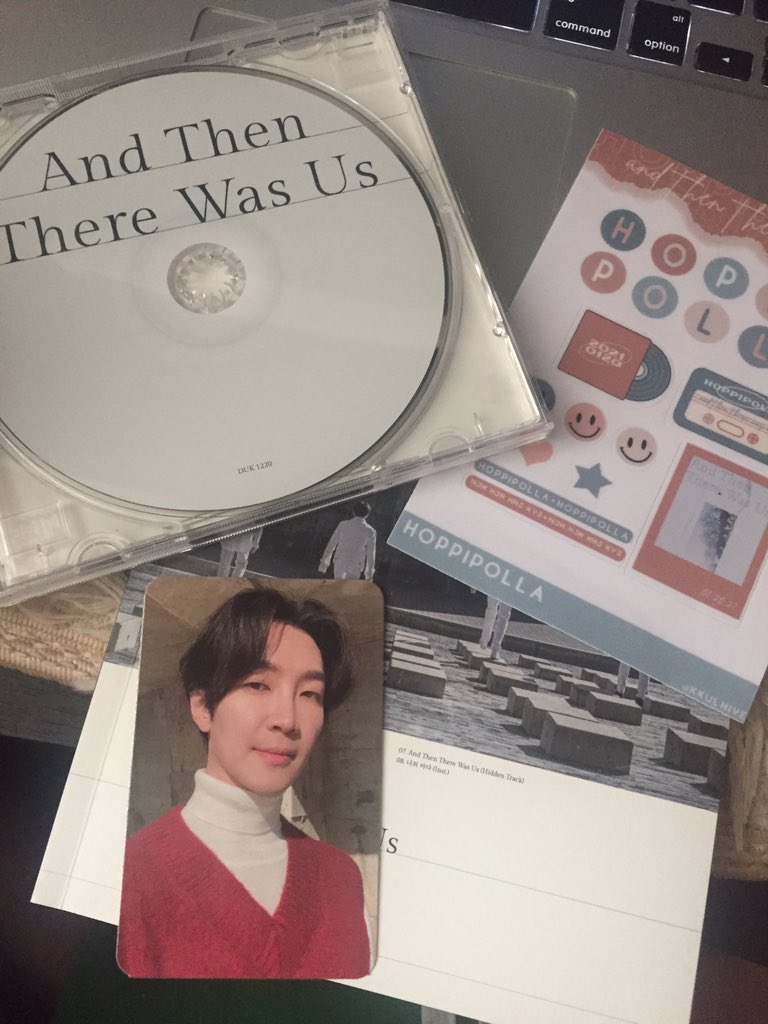 paradoxicalhead's tweet photo. #khive_feedbacks
thank you @kkulhive for the ATTWU GO! thank u for packing it nicely~ and i love the freebie π₯Ί it took a while lang nga to arrive but that is super understandable~ thank you again! https://t.co/ddQNPZqRHz