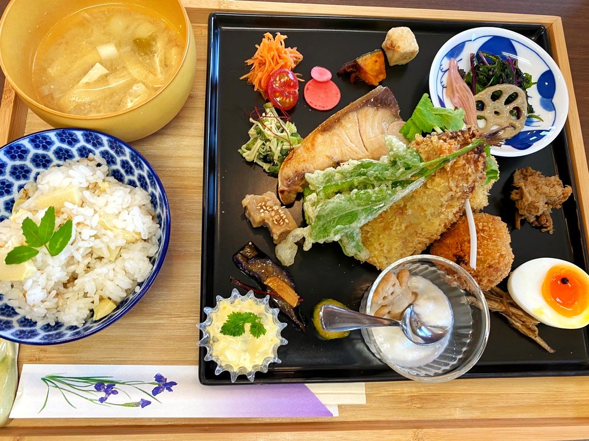 ごはんやはっち