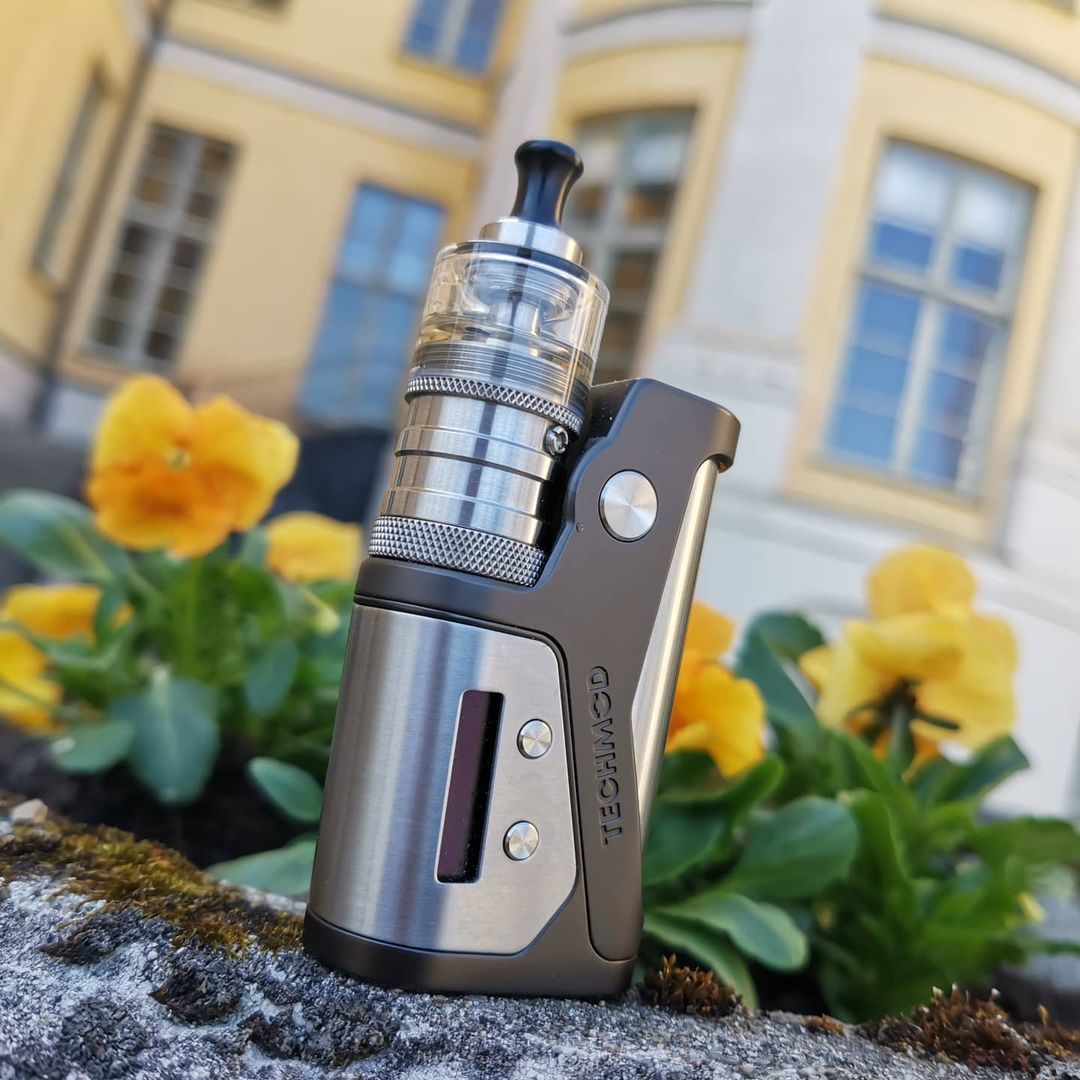 kizokutech's tweet image. Stay with #techmod in the garden ☀️
Credit to @drifter_vov on IG
👉Follow @kizokutech for more DIY vape gears.⁣⁣⁣⁣⁣⁣⁣⁣⁣⁣⁣⁣⁣⁣⁣⁣⁣⁣⁣⁣⁣

#kizoku #KizokuTechmod #vape #vapers #vapelove #vapeon #vapefam #vaping #vapedaily #vapefun