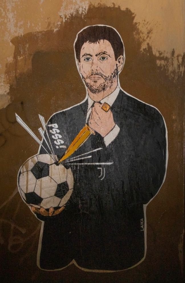 A wallpaint showing Andrea Agnelli killing the football has popped up overnight behind Italian FA building in Rome.

Now that’s art