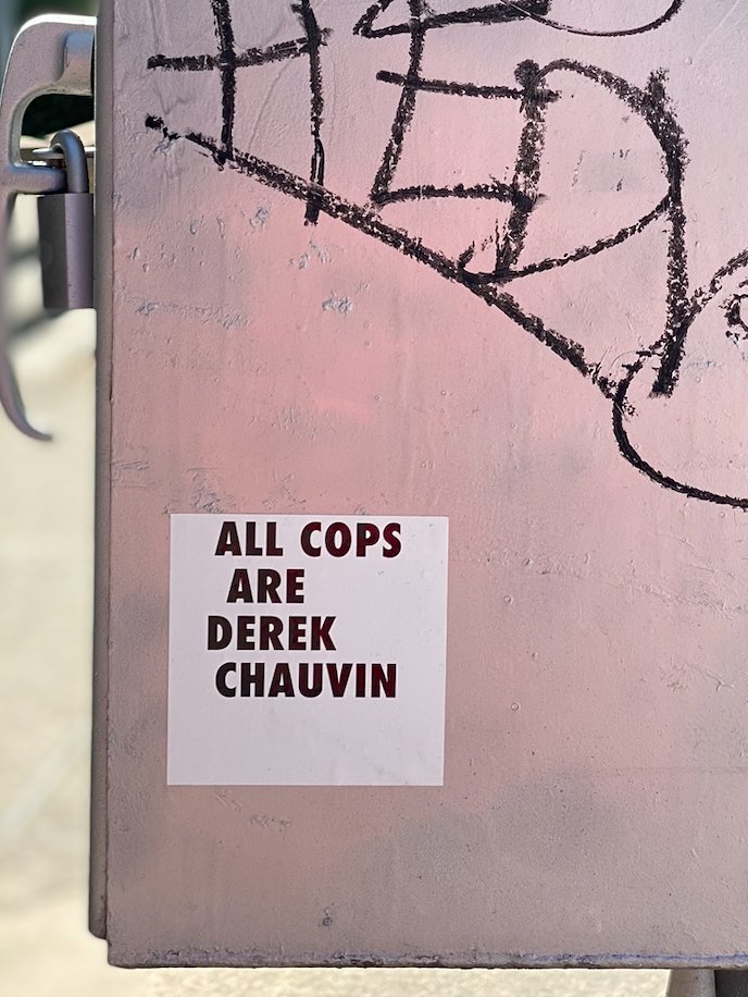 A reflection on this sticker I saw today on a walk: "ALL COPS ARE DEREK CHAUVIN" 

facebook.com/ben.sand.94/po…