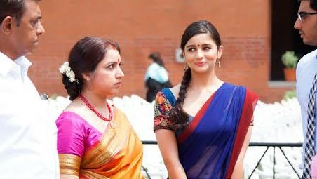 kayaldevaraj's tweet photo. #7YearsOf2states
#AliaBhatt #Revathy #Revathi https://t.co/eZyc76p1aJ