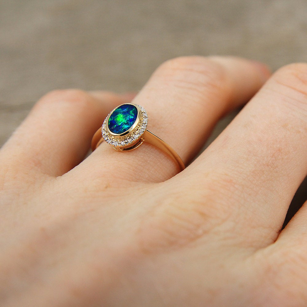 AndersonBeattie's tweet photo. Thanks for the kind words! ★★★★★ "I am in love with this ring, the color is beautiful and it fits my wedding band from a previous ring perfectly." Heather https://t.co/28o0FNYo4V #etsy #black #gold #opal #green #oval #yes #women #no #bohohippie https://t.co/6XB5re1Gq9