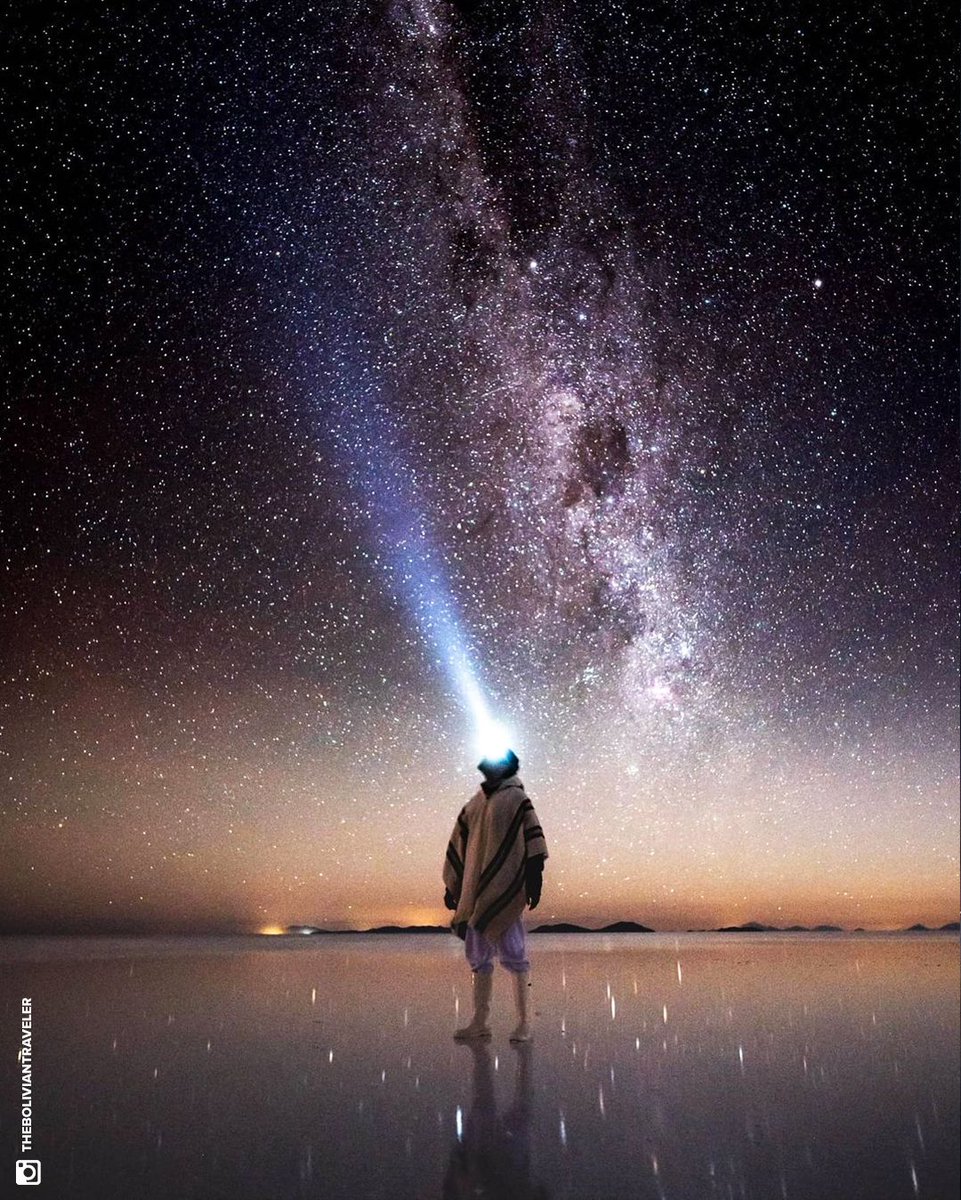 futurasciences's tweet photo. [⚛️] Un des plus beau endroit sur #Terre pour observer la #VoieLactee se trouve en #Bolivie, sur le « Salar de Uyuni », le plus grand désert de sel du monde ! Via Andres MacLean - The Bolivian Traveler 👉  https://t.co/TT6no6pWEM #futuraplanete https://t.co/e8QFpTnun7