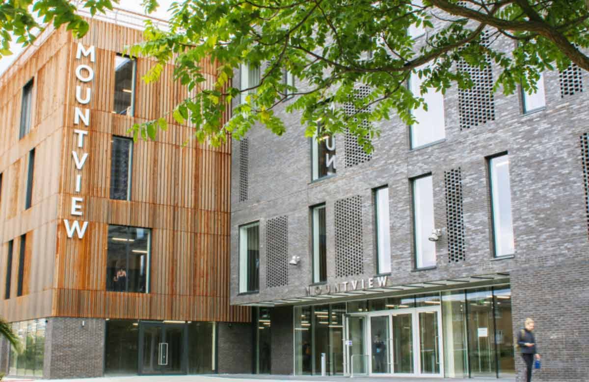 A group of former Mountview students are engaged in a dispute with the London drama school over its handling of their course during the pandemic, and have called for some of their fees to be refunded bit.ly/3x9mdR1
