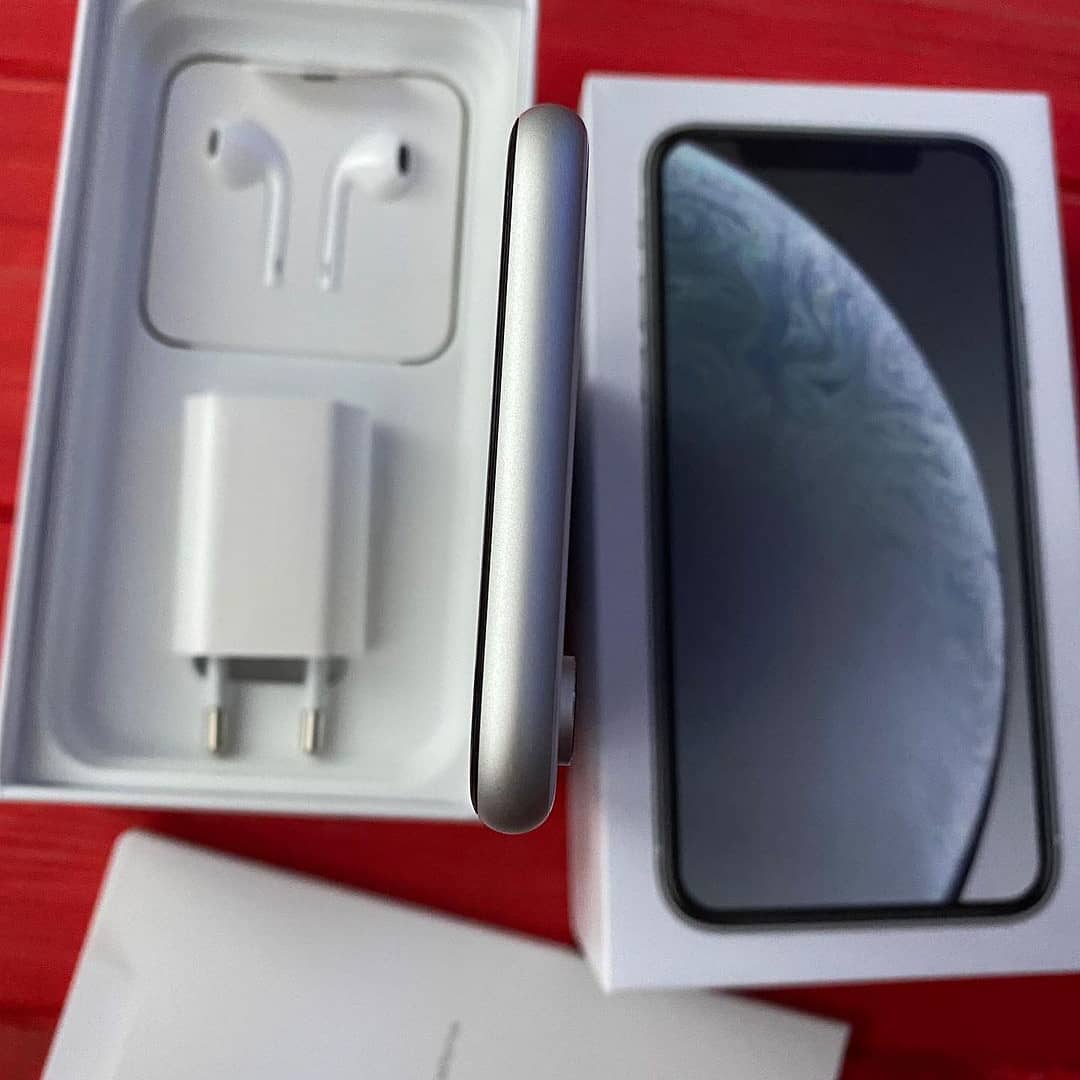 mazetechstore's tweet photo. New pocket friendly Iphones on offer!
Available in all colours and with all original accessories
We offer delivery services country wide
Visit our website for more amazing deals
https://t.co/FMVWKv5gEs
Call:0745606913
#amerix
#GideonMoi
#KarenCircleOfEvil 
#IllegalUgandanChicken https://t.co/wqG393lVV3