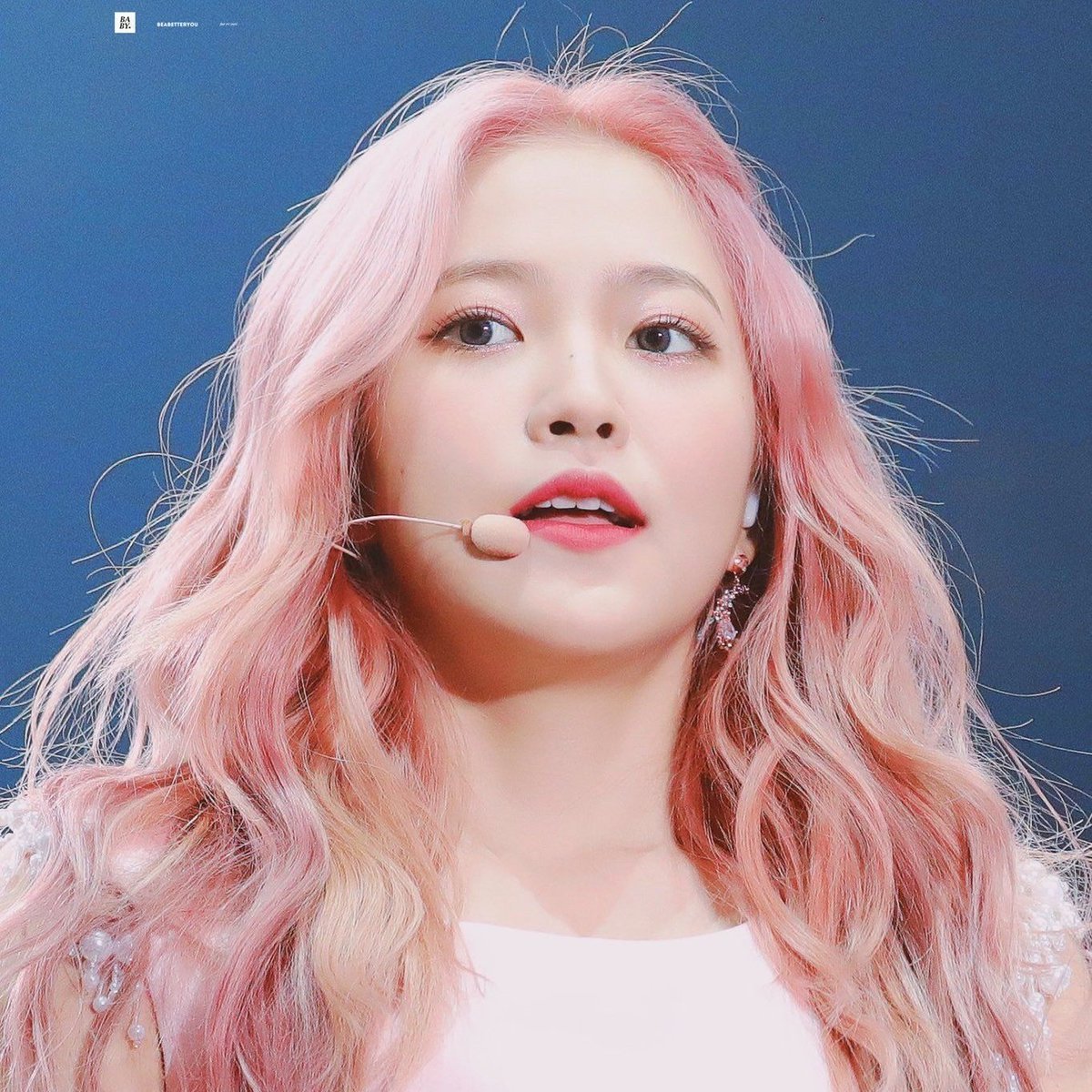 wendyycheeks's tweet photo. WHAT'S RED VELVET BEST HAIR COLOR AND WHY IT IS PASTEL PINK? https://t.co/qssKrVjf4d
