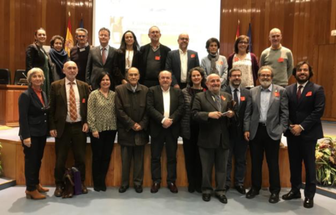 RITSQ's tweet photo. Manifiesto de la Red Española para el Desarrollo de Métodos #Alternativos a la #experimentación #animal, ante la alarma social creada por presuntos casos de #maltrato animal https://t.co/ePQy5joLb0 vía @RITSQ @REMAlternativas #3Rs #3erres #experimentacion_animal https://t.co/CmCwK1rjBr