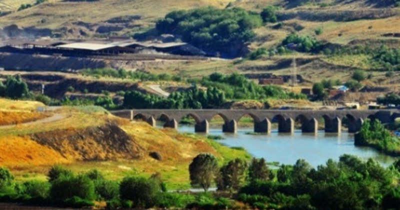 ComeToTurkiye's tweet photo. Hevsel Bahçeleri, #Diyarbakır 
________

Hevsel Gardens, Diyarbakır 

#Türkiye 
#Turkey https://t.co/mUR2DFppvG