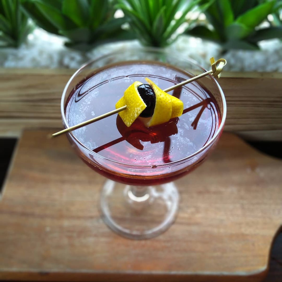 BastilleVa's tweet photo. Come sip and stay a while. Join us for our weekly happy hour available Tuesday through Friday between 4 and 6 PM. Wednesday is also our #halfwaytofriday special from 4 PM to close! Happy hour is served in the café, bar, and outdoor seating areas. We look forward to serving you! https://t.co/vgS4BPDiHg