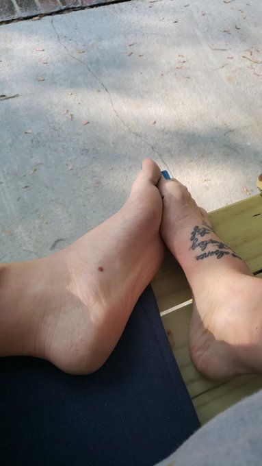 Your money ➡️ my cashapp, today. $striptoes  Don't forget! I have a campaign being run on my OnlyFans<a href="/tag/findom"class="tags"><span>#findom</span></a><a href="/tag/footworship"class="tags"><span>#footworship</span></a><a href="/tag/footlove"class="tags"><span>#footlove</span></a>