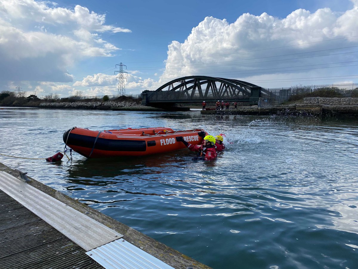 SO_PORCRT's tweet photo. Over the past couple of weekends Portsmouth CRT have been joining @SalisburyCRT at Poole and The River Dart for their water Flood Rescue Technician course! https://t.co/HGQh3DG59c