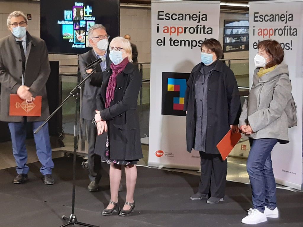 ONCECatalunya's tweet photo. Aquest matí,  hem participat a la presentació de NaviLens  aplicat al transport públic operat per @TMB_Barcelona, un sistema d’etiquetes intel·ligents que fa que les estacions de metro i les parades d’autobús siguin més accessibles. https://t.co/B3VOKdtOZN