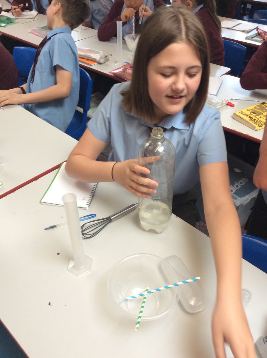 stmaryqueenofm's tweet photo. Year 6 have enjoyed investigating with foam this morning with @ciecyork and @CrodaSTEM. #STEM #CCI https://t.co/SMUdODTL0E