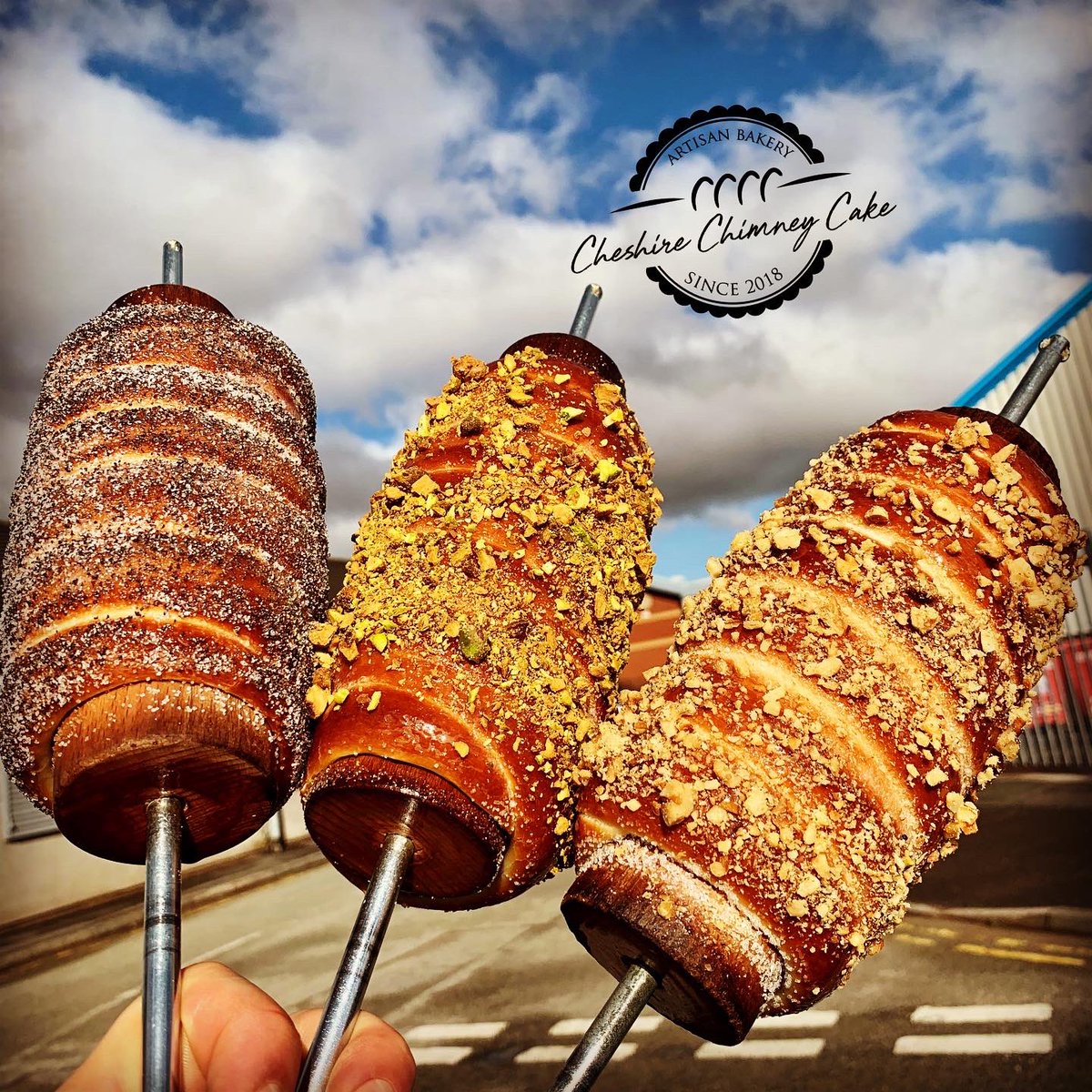 c_chimneycake's tweet photo. ☀️ #Summer ready with brand new #icecream flavours! Open 5 days a week in #Warrington @HunSausage Grocery shop!Opening times on IG &amp; FB @cheshirechimneycake ! #cake #foodie #doughnut #chimneycake #news #hungarian @WarringtonBC @warringtonnews @WarringtonICP @WarrTownCentPol https://t.co/U1ebnuGYK6