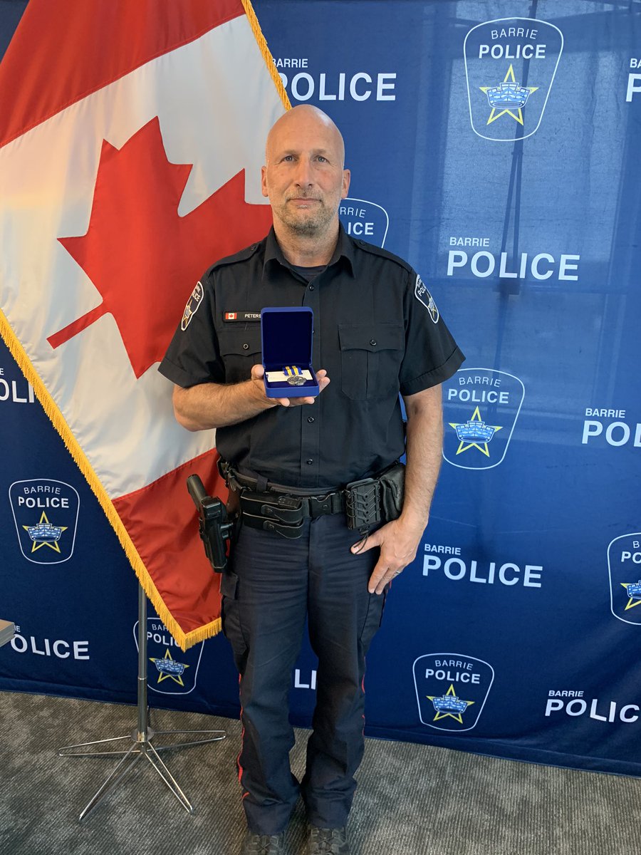 Barrie Police Assoc tweet media