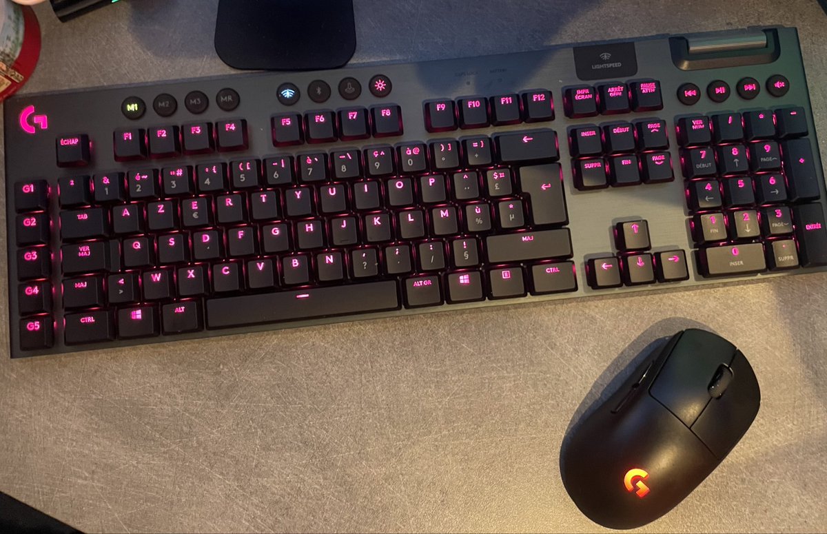 Philou (@philousports) on Twitter photo Merci <a href="/LogitechGFrance/">Logitech G France</a> pour la souris g pro et le clavier g915 , et comme ils sont cool je fais gagner les mêmes produits a un de mes followers, il suffit juste de rt , tirage vendredi Merci <a href="/LogitechGFrance/">Logitech G France</a> pour la souris g pro et le clavier g915 , et comme ils sont cool je fais gagner les mêmes produits a un de mes followers, il suffit juste de rt , tirage vendredi