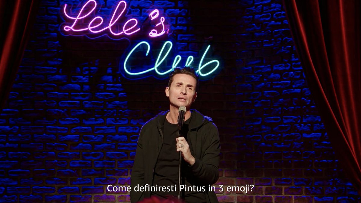PrimeVideoIT's tweet photo. Va bene, cominciamo noi ✈️😍😂 📺: #BeforePintus #PrimeVideo https://t.co/bBk1B44Iy0