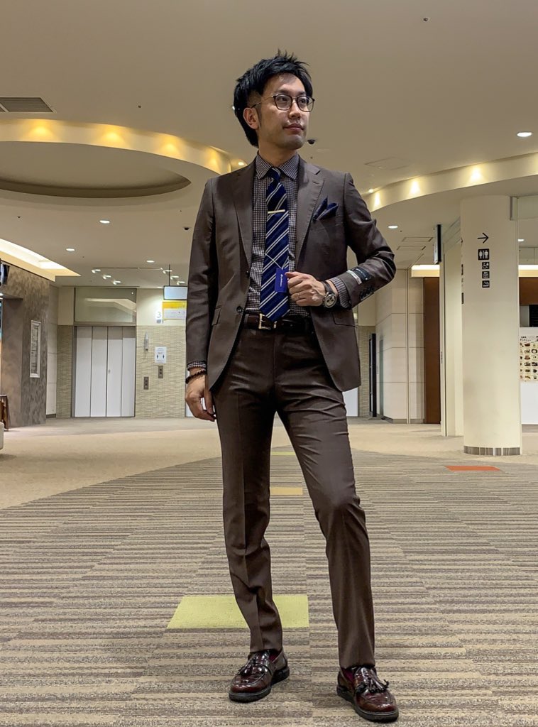 BENPSFASHION1's tweet photo. ブラウン・インポート3釦スーツ【REDA】
https://t.co/EQQuKCY0rQ
↑こちらのURLからPSFAオンラインショップで購入できます‼️
インポート3釦スーツ【REDA】URBAN千鳥格子
価格: 42,900円 (税込)
ネット特別価格: 38,610円 (税込)
#PSFA
#レダ
#suit
#千鳥
#スーツ男子
#REDAACTIVE https://t.co/mcfMkX9FSD