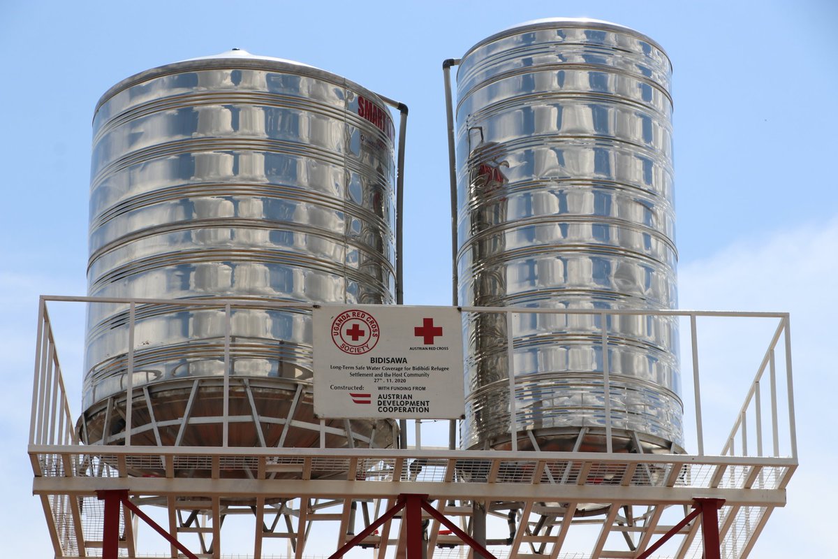 RobertKasumba4's tweet image. Thanks to @UgandaRedCross  &amp;amp;@roteskreuzat  #refuges &amp;amp; #hostcommunity in #bidibidi can now access clean and enough water.@AustrianDev @ifrc @OPMUganda