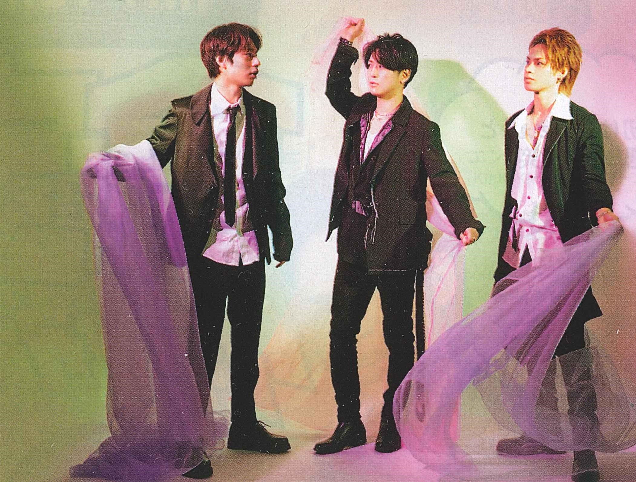 EzfG-LAVIAAdmsR?format=jpg&name=4096x409