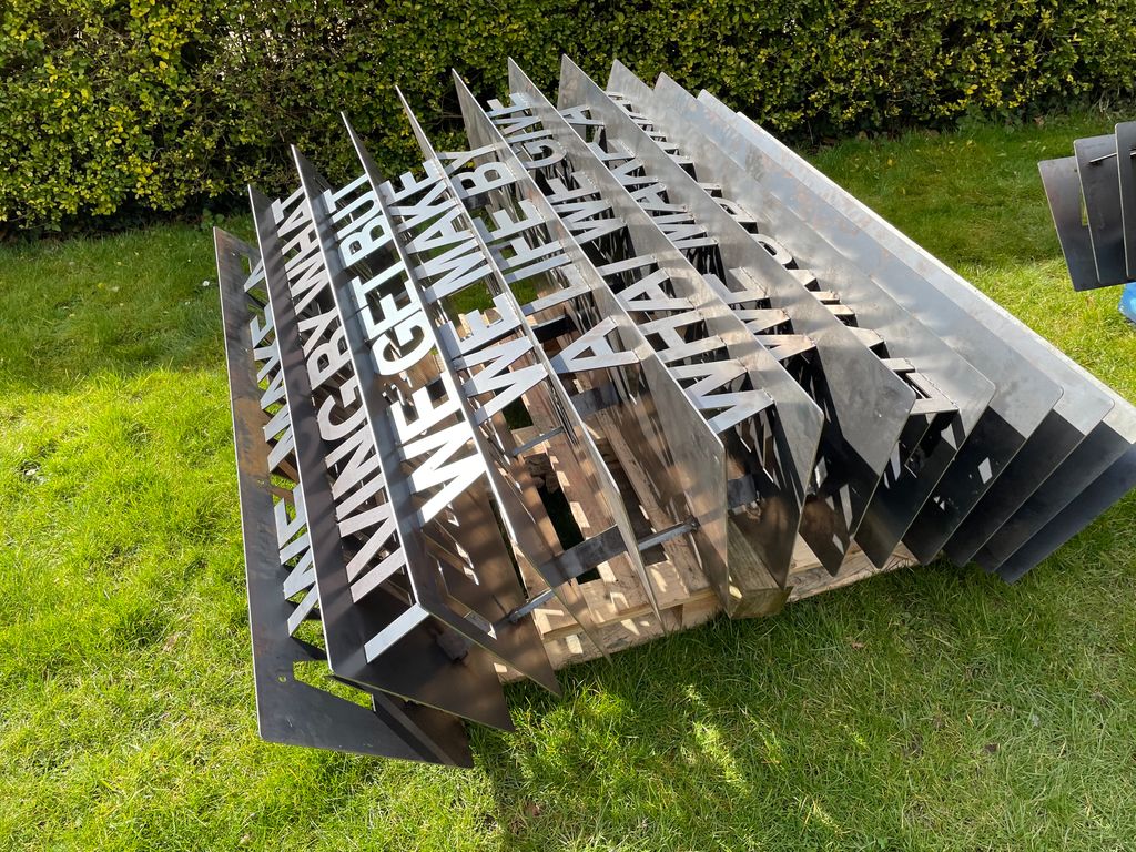 SheffieldGuild's tweet photo. ICYMI βΒ we spoke to #SheffieldCreativeGuild member Steve Anwar (@Studio_Sapien) about his recent success installing a new sculpture at @YSPsculpture, head over to the blog to find out more β https://t.co/id34sLd8W1 https://t.co/kdiMfK7HqQ