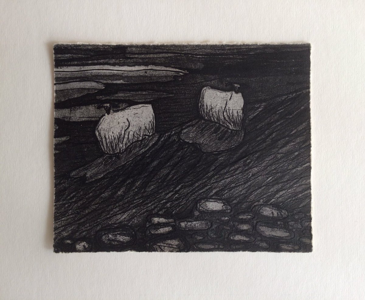 KatyPaper's tweet photo. Tiny etching of Sheep on a Hillside, 1995, by Irish artist Maria Simonds-Gooding (b.1939)
#sheep #MariaSimondsGooding #IrishArtist #IrishArt #etching https://t.co/OJr8I1EBHj