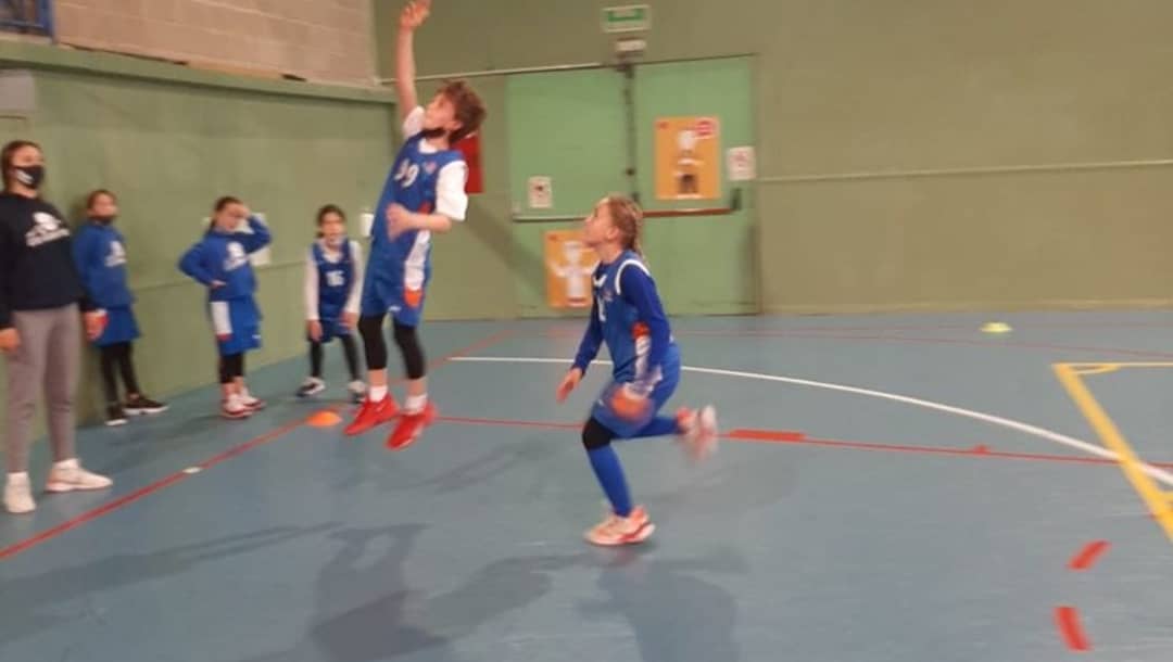 CBCambrils's tweet photo. El bàsquet no ha parat aquesta setmana santa a #Cambrils 
#amuntcambrils #bàsquetmaipara (4) https://t.co/nSpY1EEr0T