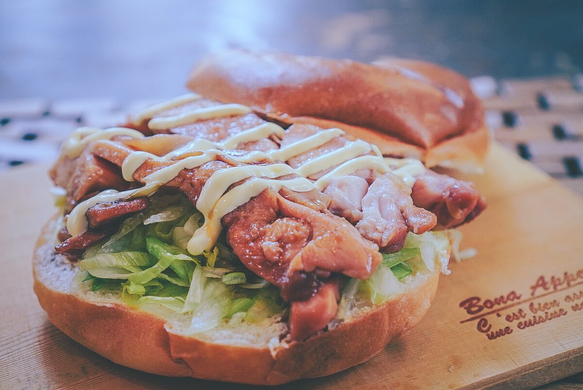 Boniq Jp 活用方法いろいろ 作り置きにも 鶏ももで作る簡単やわらか鶏チャーシュー 低温調理で作る 65 簡単絶品鶏チャーシュー 活用レシピ2選 レシピ T Co Q7y03bblsn Boniq ボニーク 低温調理 鶏肉 鶏もも肉