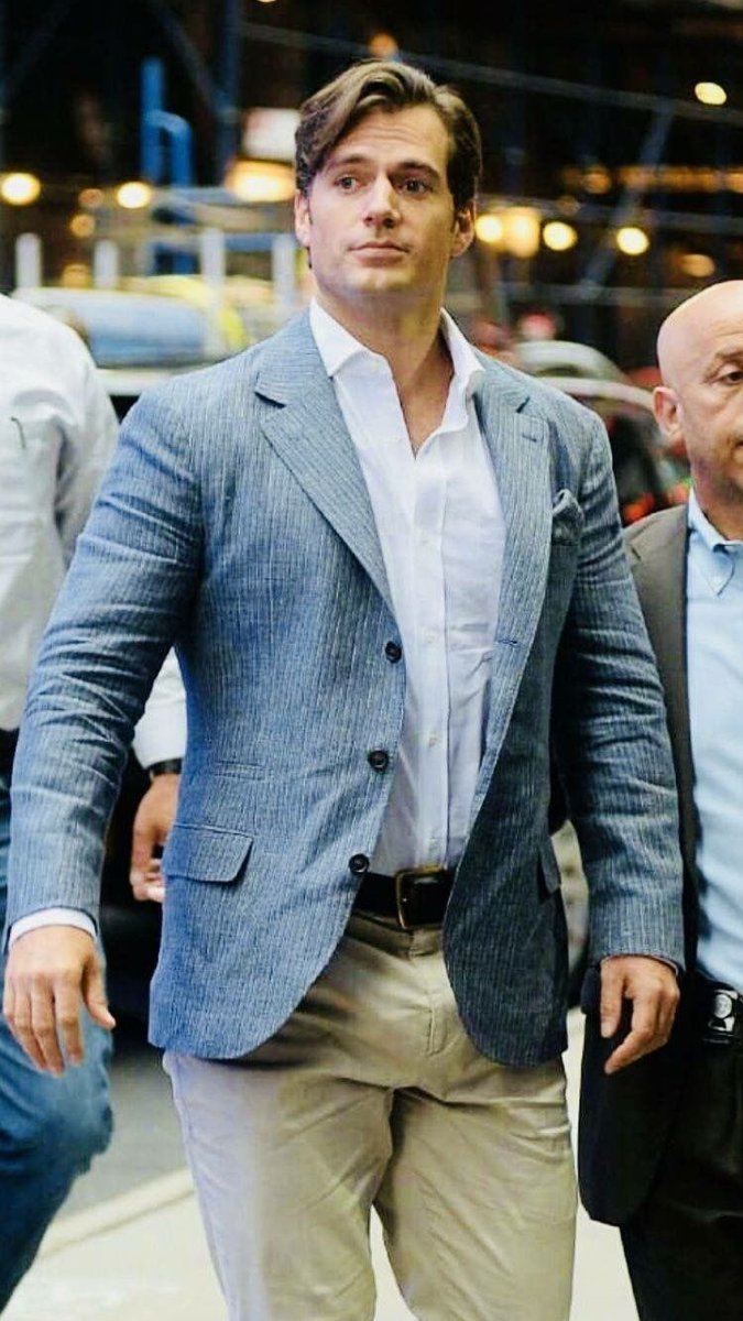 HollywoodBulge's tweet photo. Big bulge!!!

#suit #bulge #sheersocks #fetish #suitslave #suitmaster #bdsm #masterslave #suitplay #suitfuck #suitup #suitfetish #menatplay #gay #gayporn #porn #gaysex #fuck #bareback #blowjob #sex #daddy #cock #gayfuck #bigcock #dick #bigdick #hardcore https://t.co/iR6LbBqOWF