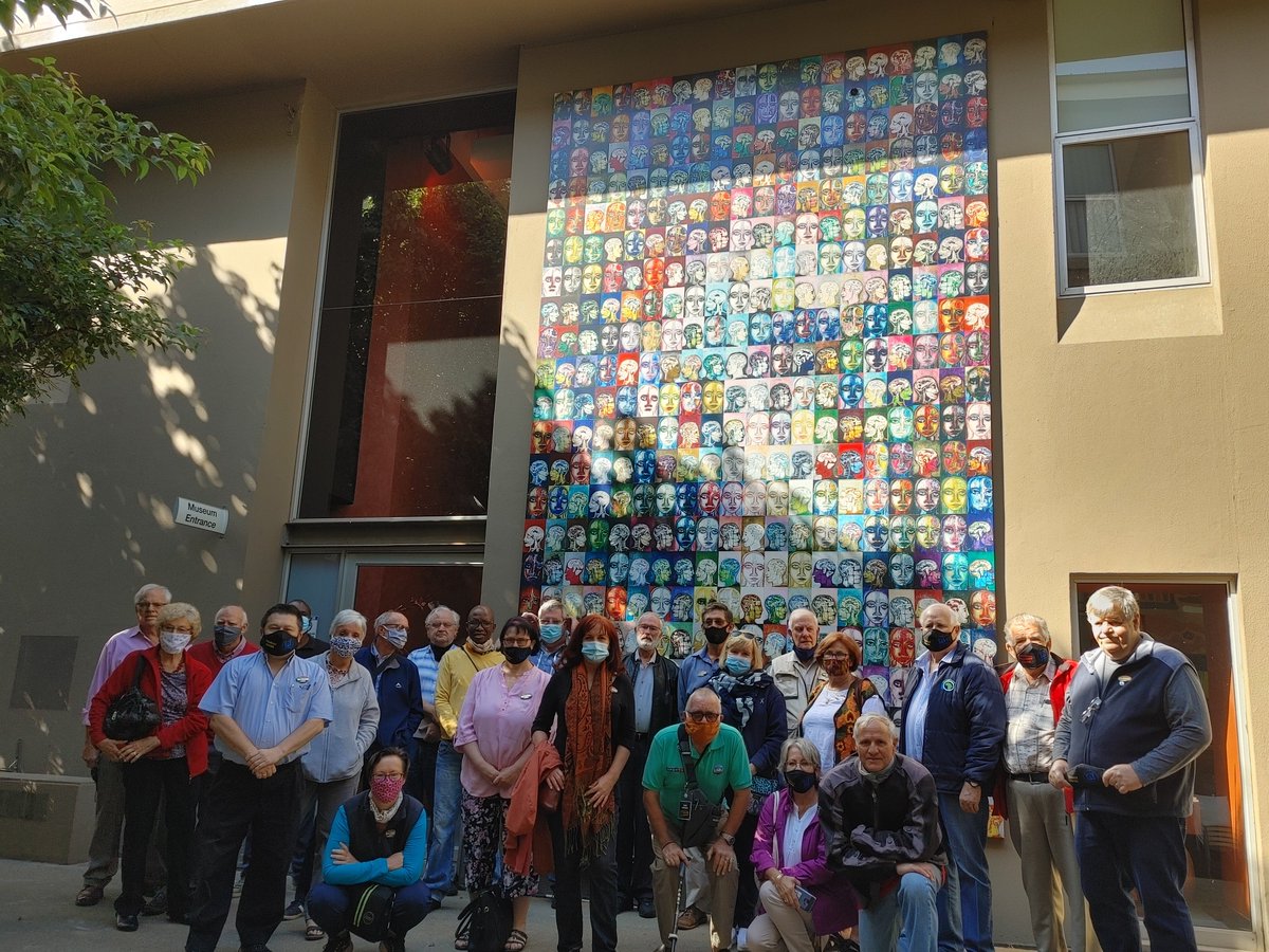 OriginsCentre's tweet photo. Thank you to the guides accredited with The Institute of Professional Tourist Guides of Southern Africa who visited Origins Centre.
#SAtourism #GoGauteng #MuseumsTogether
Artwork: 'One Being ' @debglencross
@MeetSA_ @Tourism_gov_za https://t.co/yZe0dMhJyj
