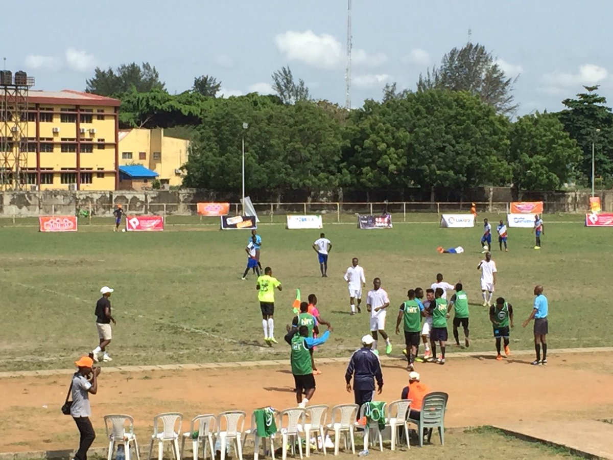 25'
Goaaaall!
<a href="/Lautech/">Olanrewaju johnson</a> 1 VS 0 <a href="/LASUBlazers_/">LASU Blazers</a> 

 #HiFL2021 
#HiFLNigeria