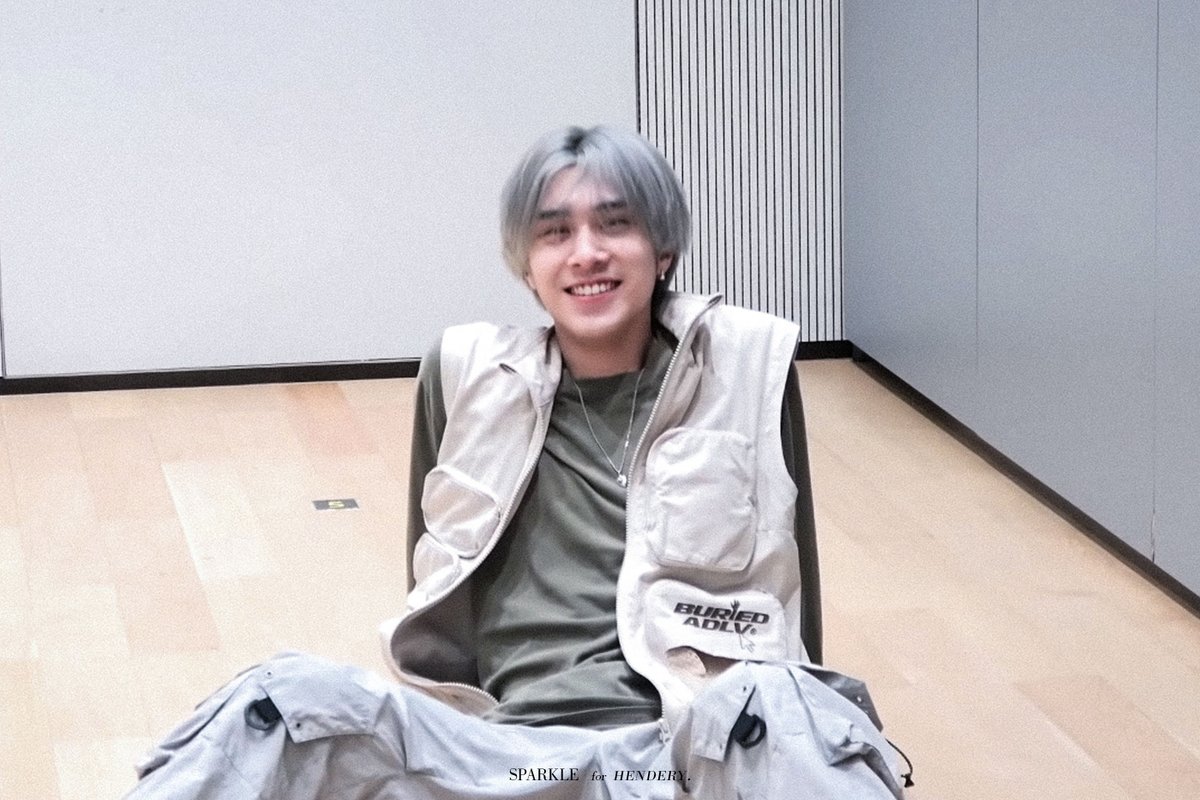 Happy WayV Day ♡ tweet media
