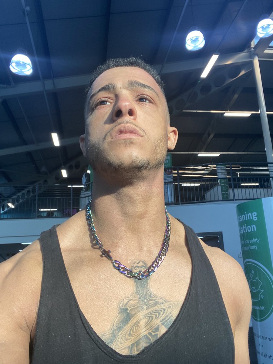 Y.O.U.N.G tweet media